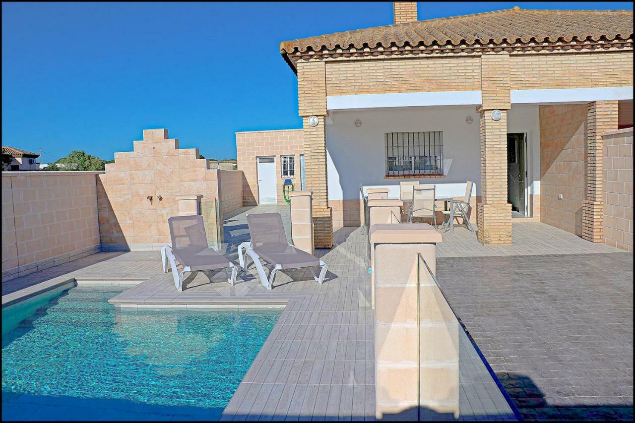 Chalet Penuelas Con Piscina Conil De La Frontera Exterior photo